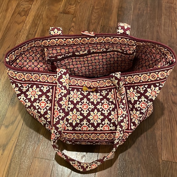 Vera Bradley Duffle - Picture 2 of 2